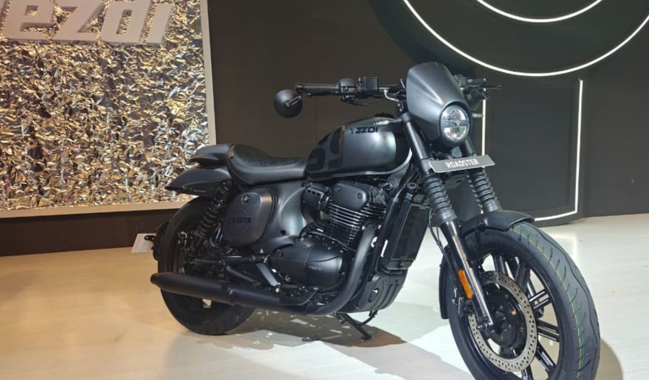 Yezdi Roadstar